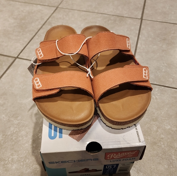 tk maxx skechers sandals